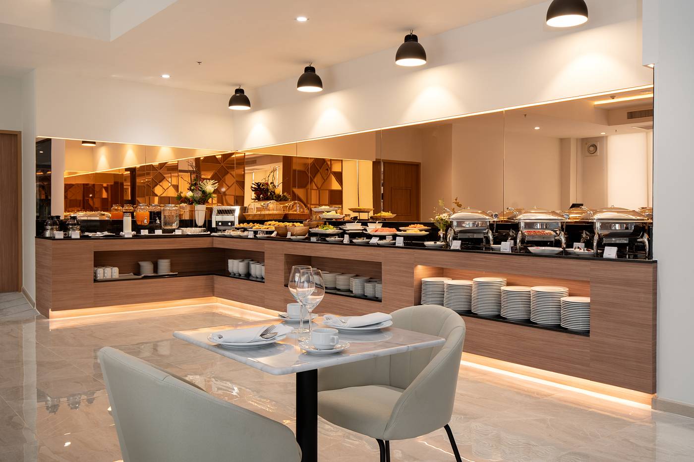 Thaya-Hotel-Bangkok-Restaurant-5