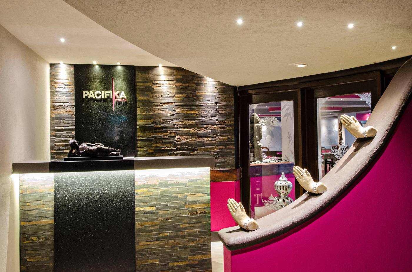 Accra-Beach-Hotel-and-Spa-Lobby-53