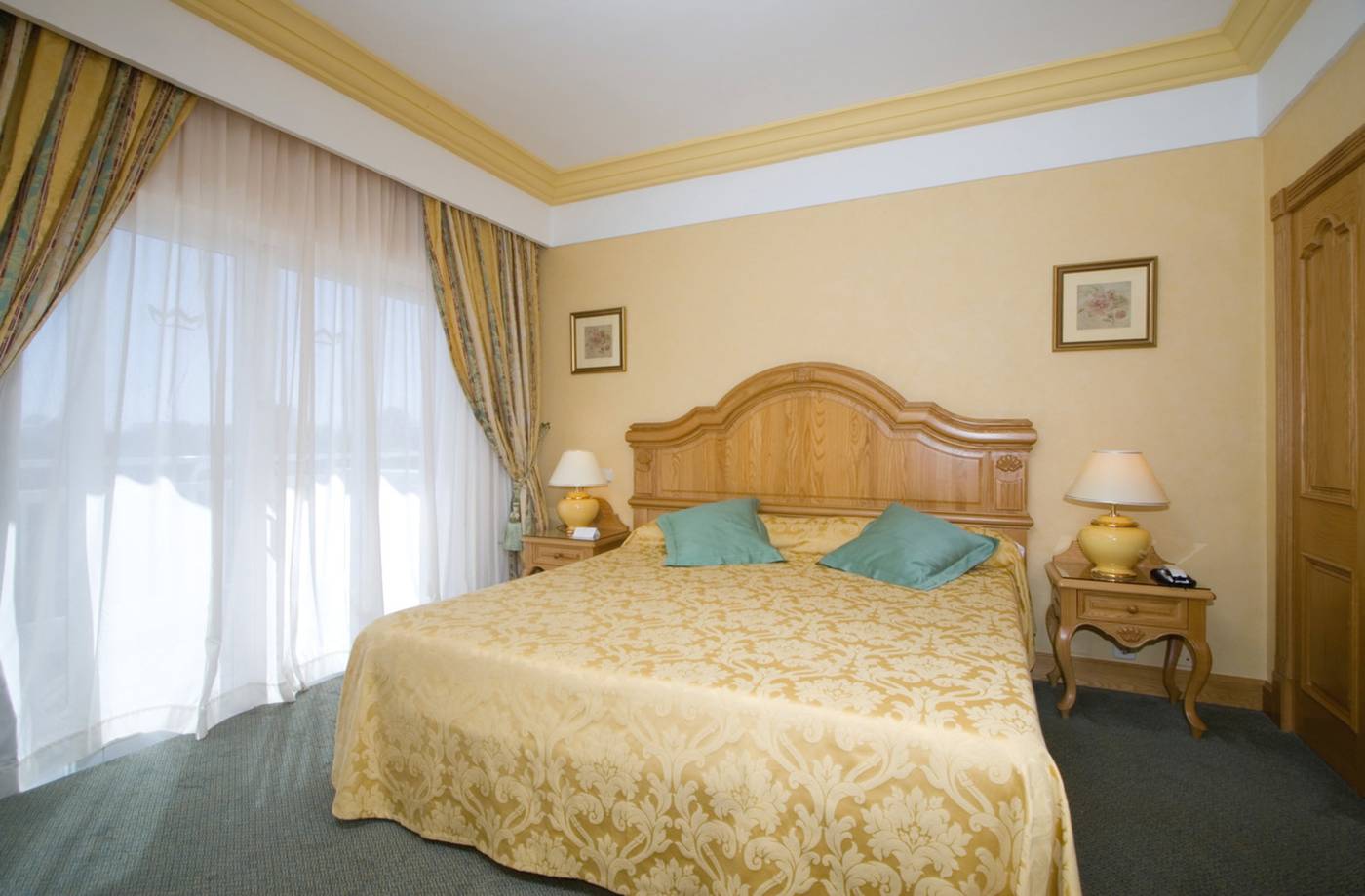 Club-Hotel-Riu-Paraiso-Lanzarote-Resort-Room-41