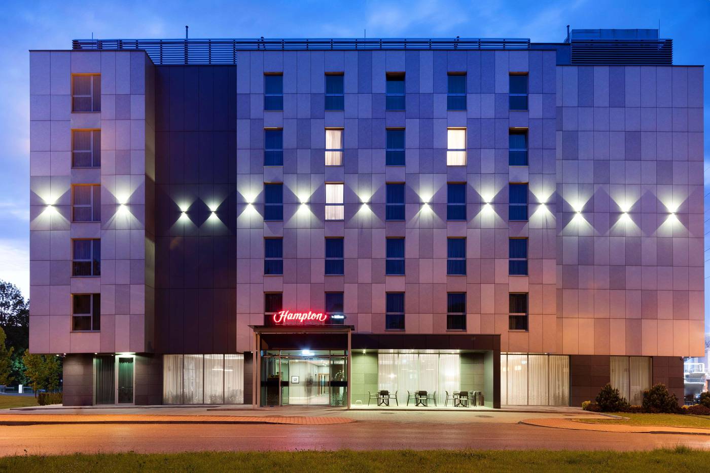 Hampton-By-Hilton-Krakow-General-view-8