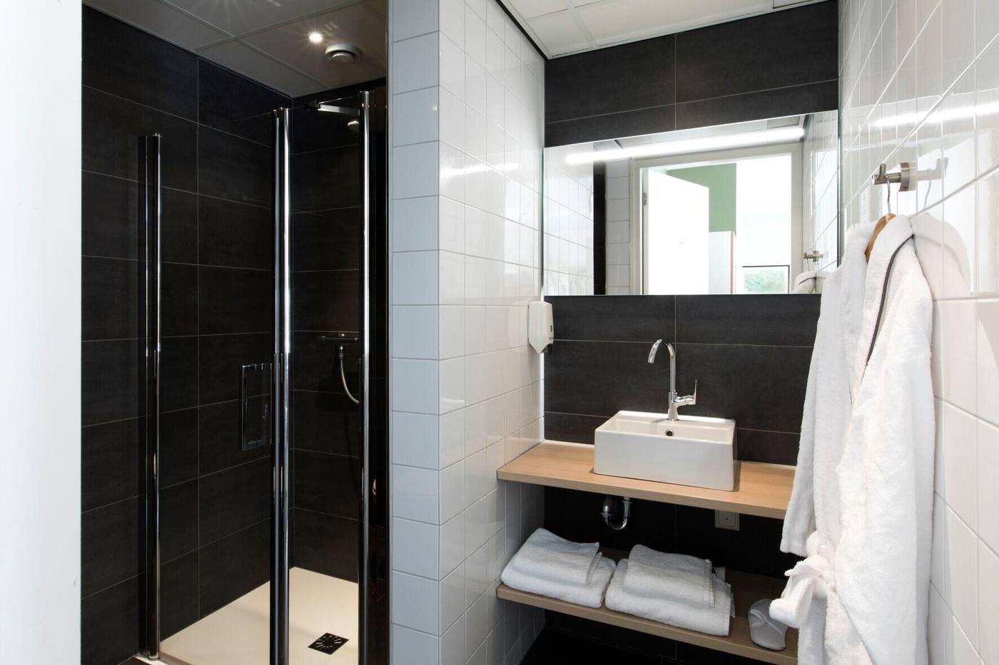 Parkzicht-Netherlands-EINDHOVEN -Room-6