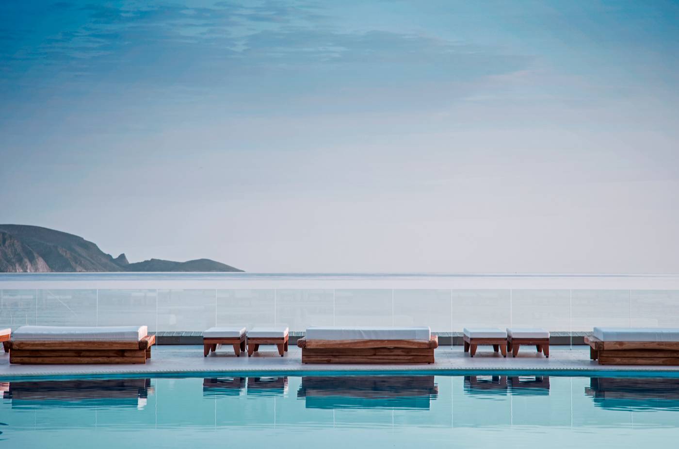 Mitsis-Rinela-Pool-16
