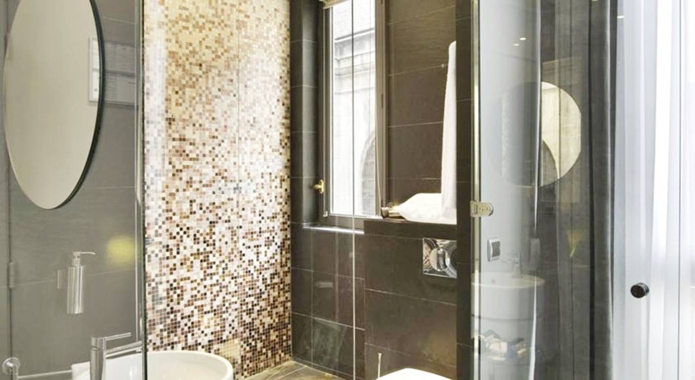 Hotel-Lumen-Paris-Louvre-Room-34