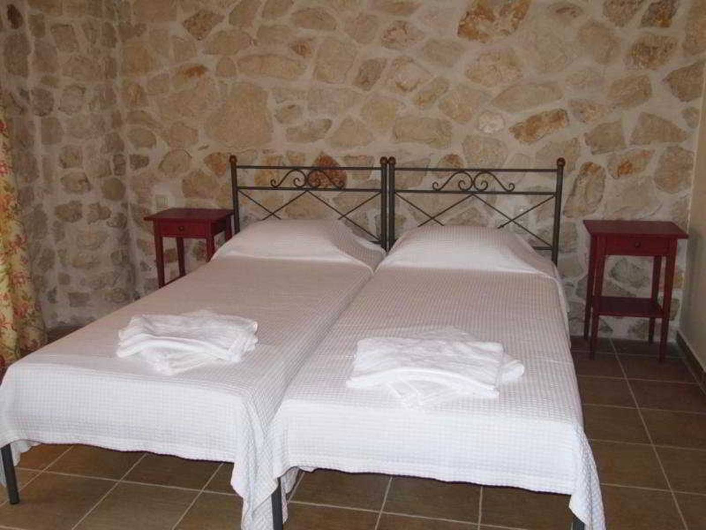 Azure-Luxury-Villas-Room-10