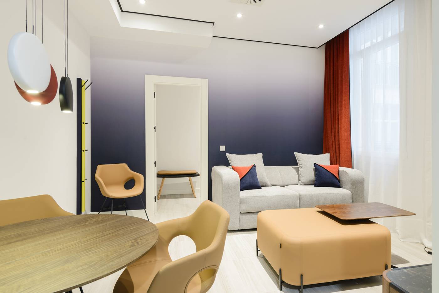 Smartrental-Collection-Gran-Via-Centric-II-Room-35