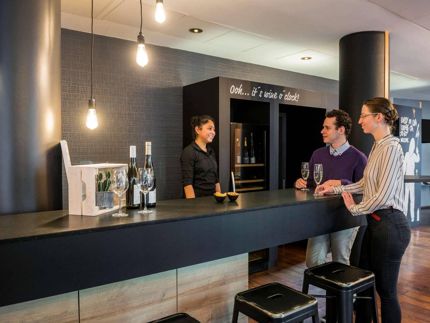 Mercure-Hotel-Berlin-Zentrum-Bar-16