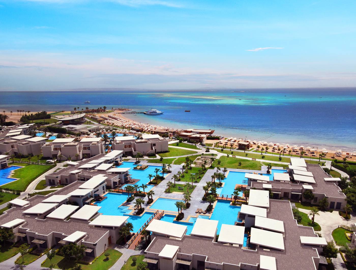 Rixos Premium Magawish Suites and Villas
