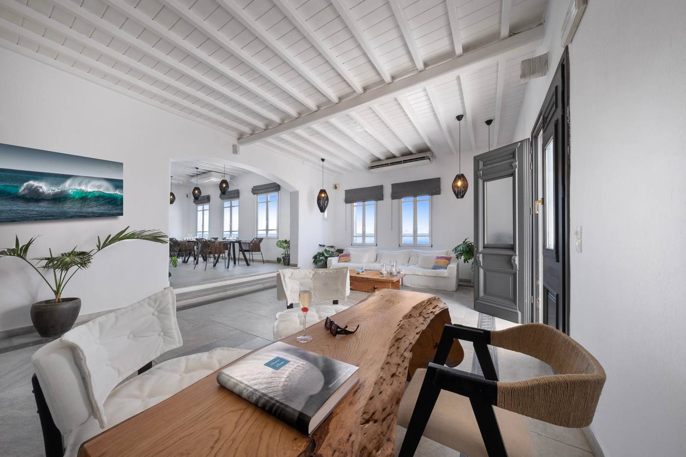 Deliades-Hotel-Lobby-60