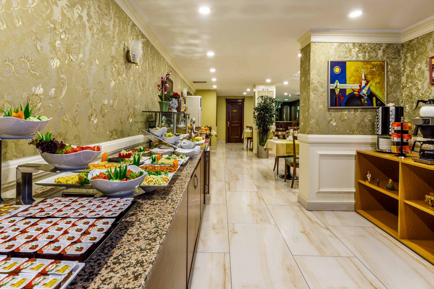 Golden-Crown-Restaurant-42