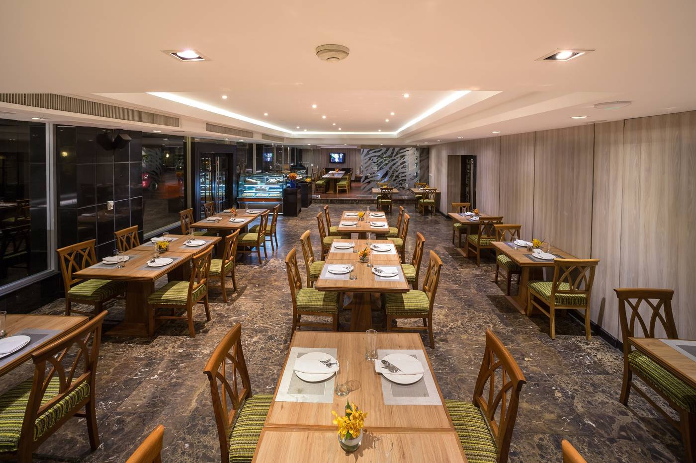 Bandara-Suites-Silom-Restaurant-29