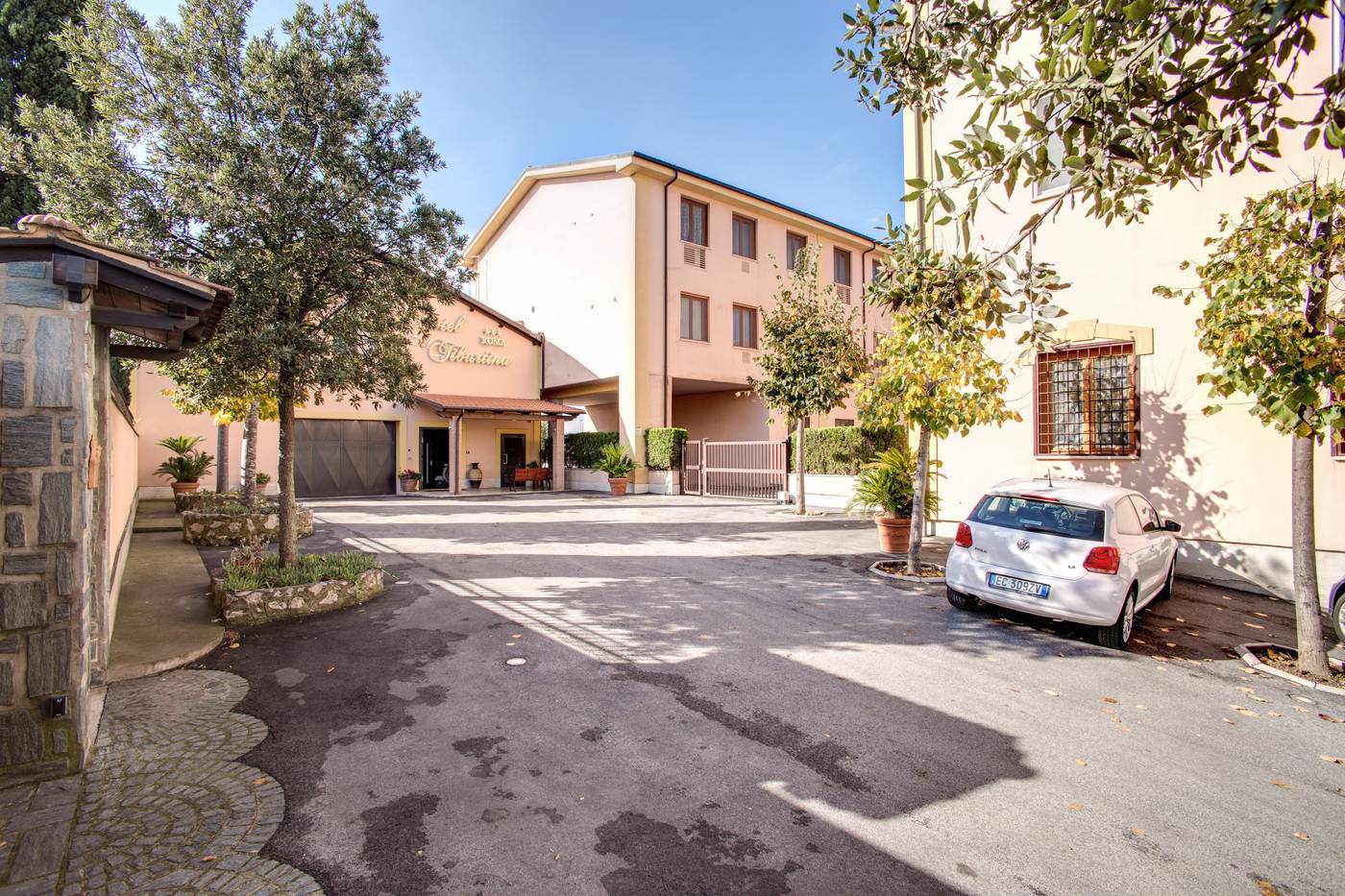 Hotel-Roma-Tiburtina-General-view-8