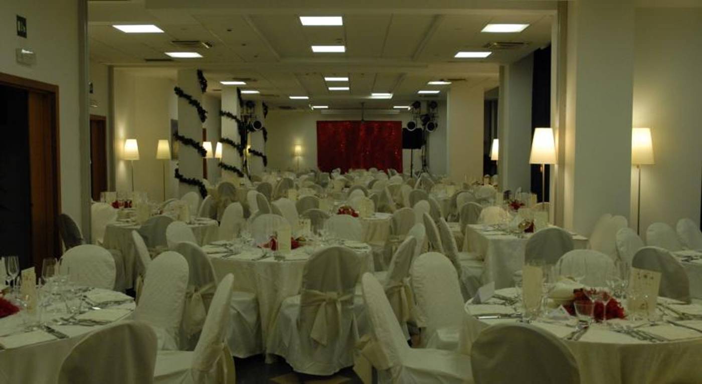 Marina-Palace-Hotel-Spa---Congress-Hall-Restaurant-27