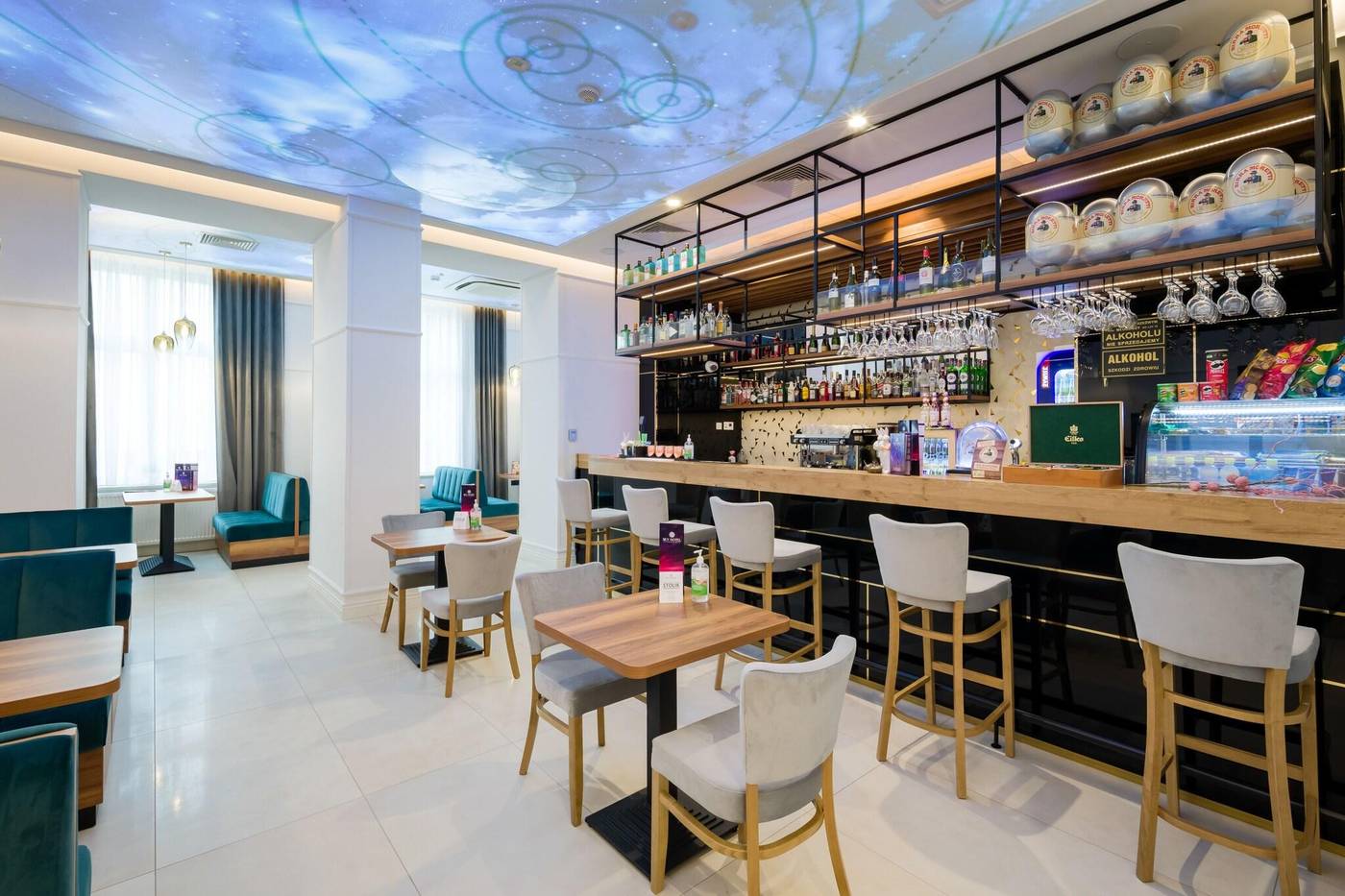 Sky-Hotel-Krakow-Bar-13