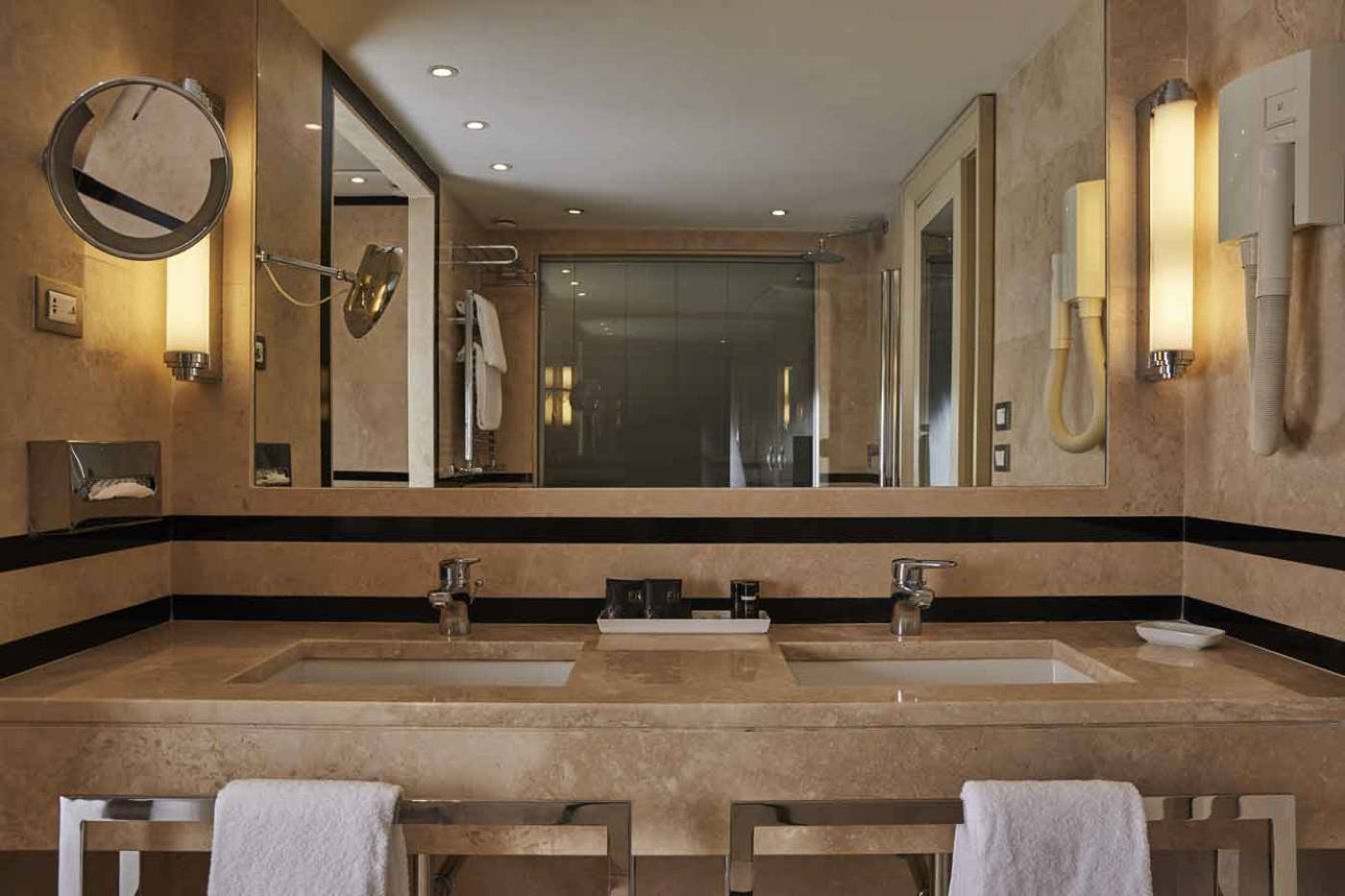 Grand-Hotel-Palatino-Room-54