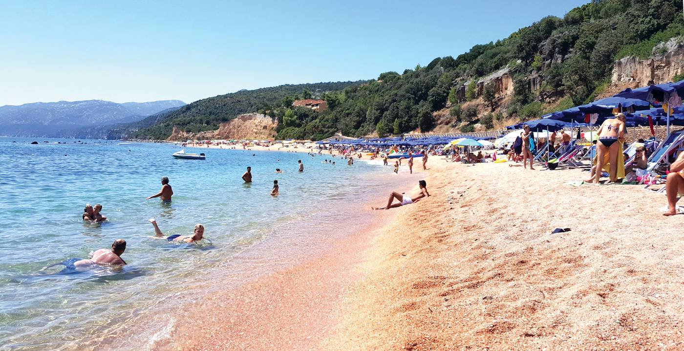 Club-Esse-Palmasera-Resort-Beach-19