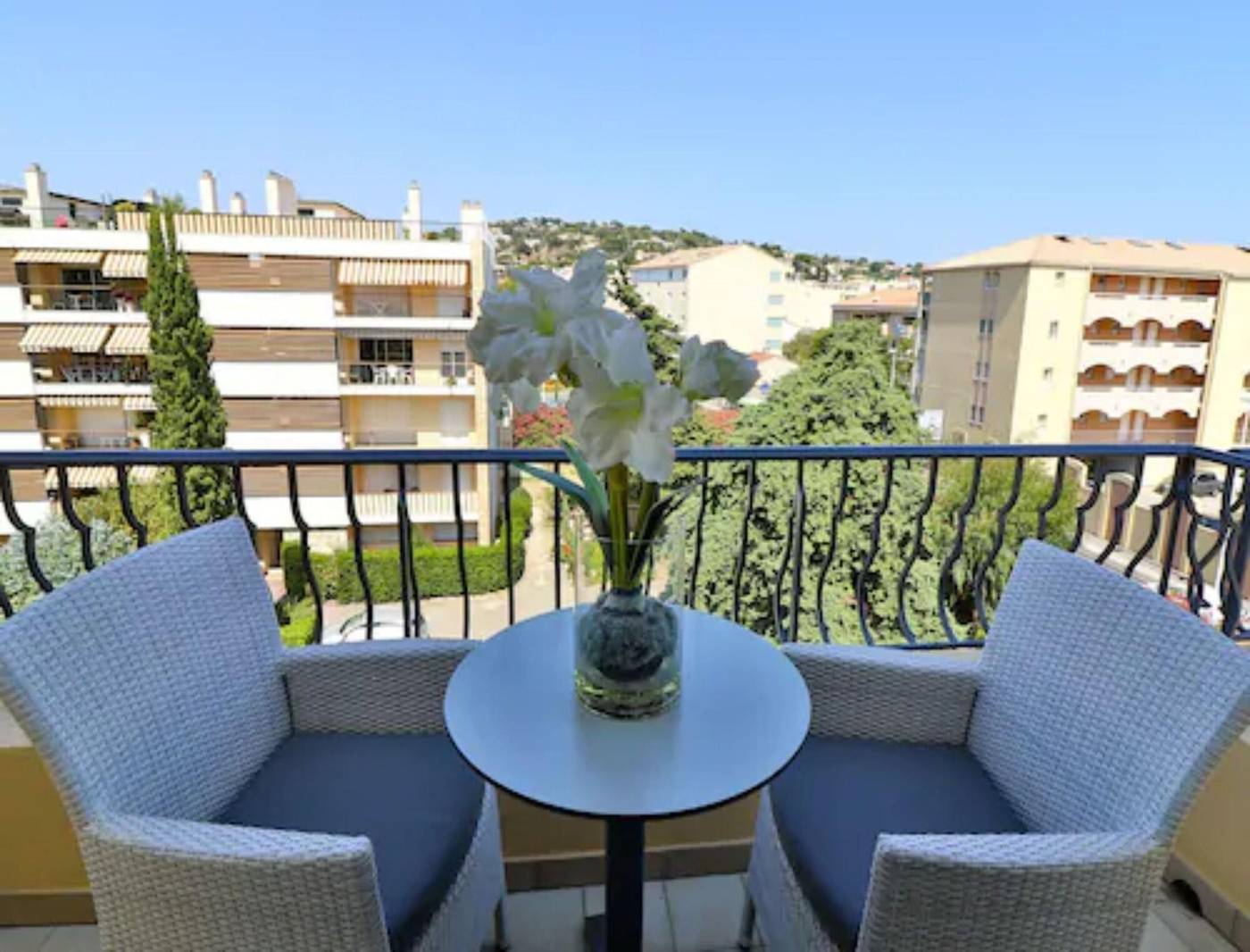 Hotel-Le-Petit-Prince-Room-6