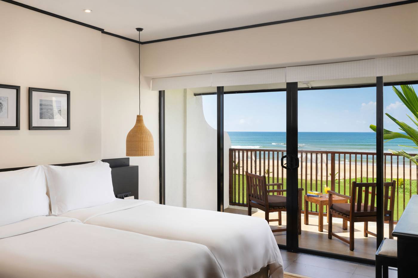 EKHO-Surf-Bentota-Room-15