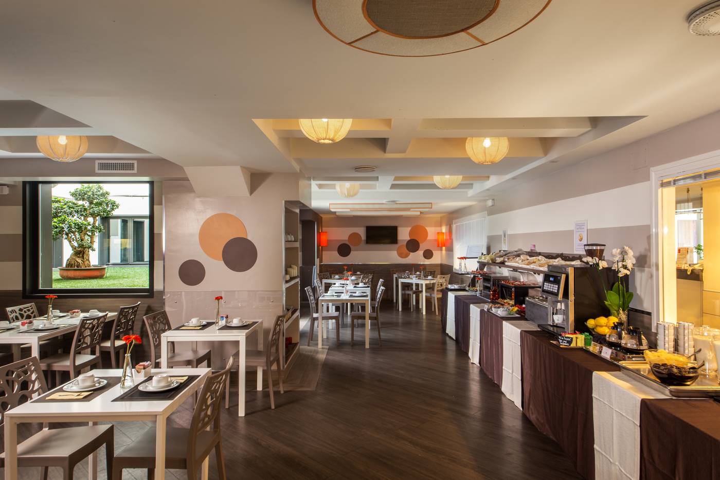 Hotel-Domidea-Restaurant-46