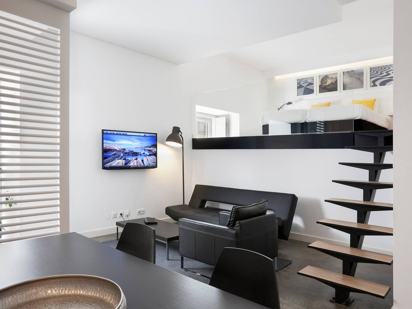 Hello-Lisbon-Santa-Apolonia-Apartments-Room-5