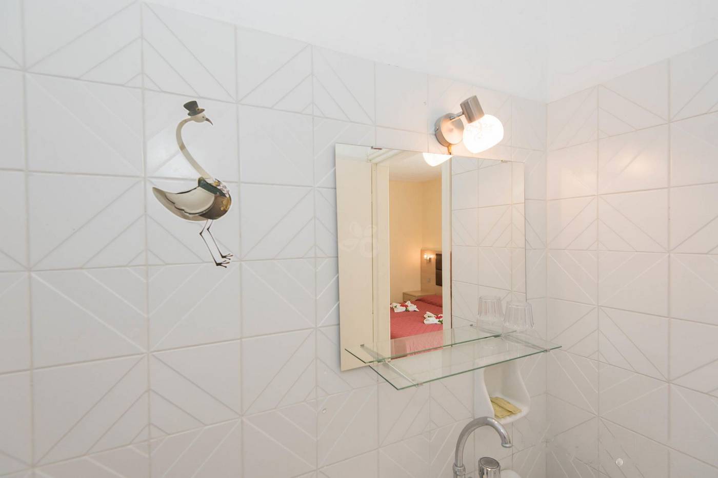 Leonidas-Hotel-And-Studios-Room-46