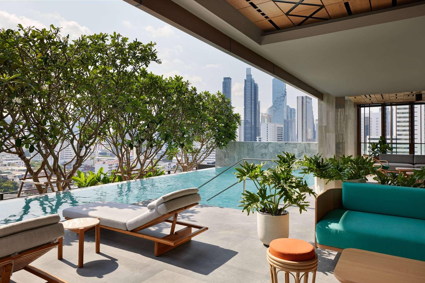 dusitD2-Samyan-Bangkok-Pool-1