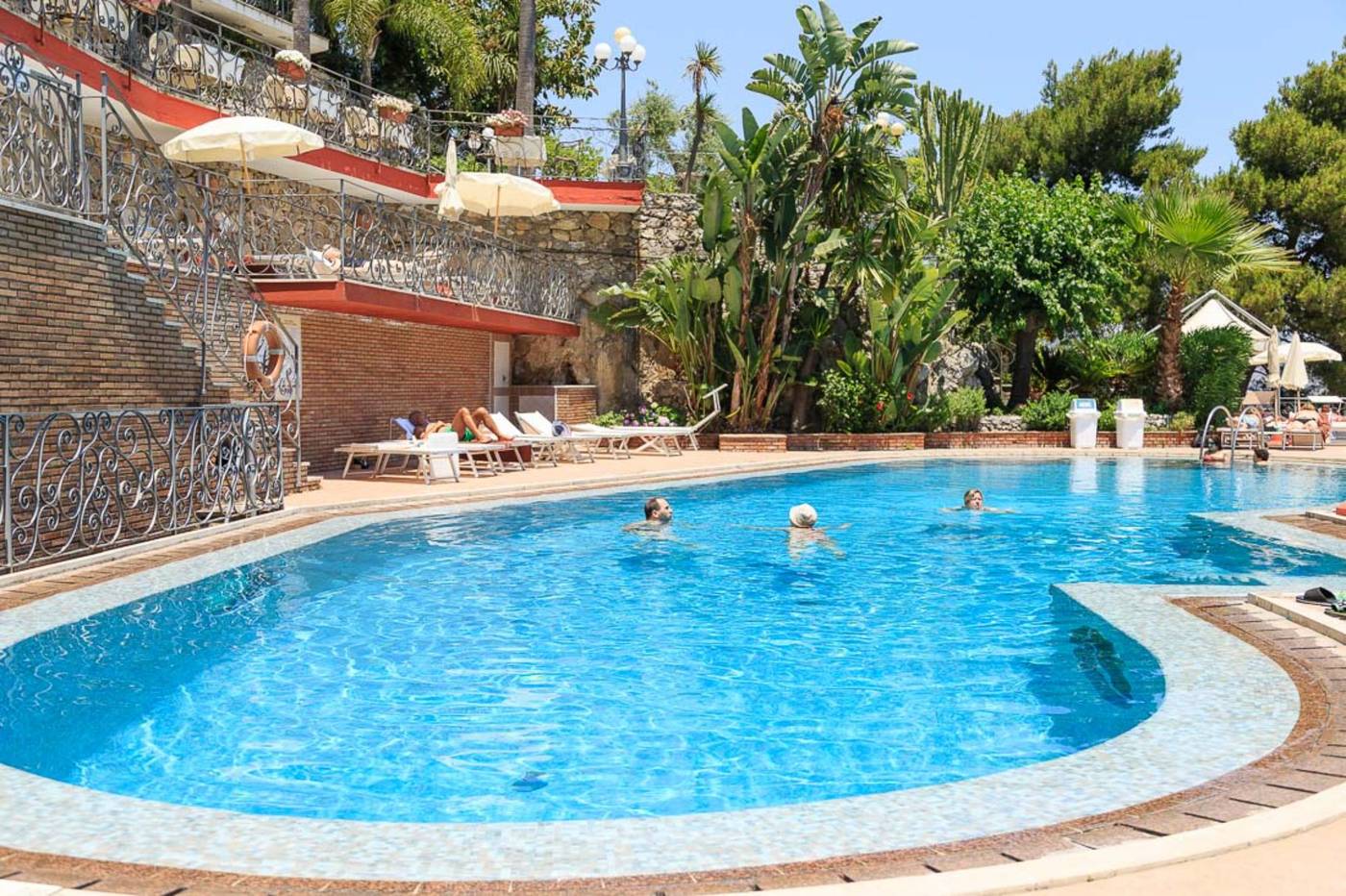 Hotel-Ariston---Palazzo-Caterina-Pool-12