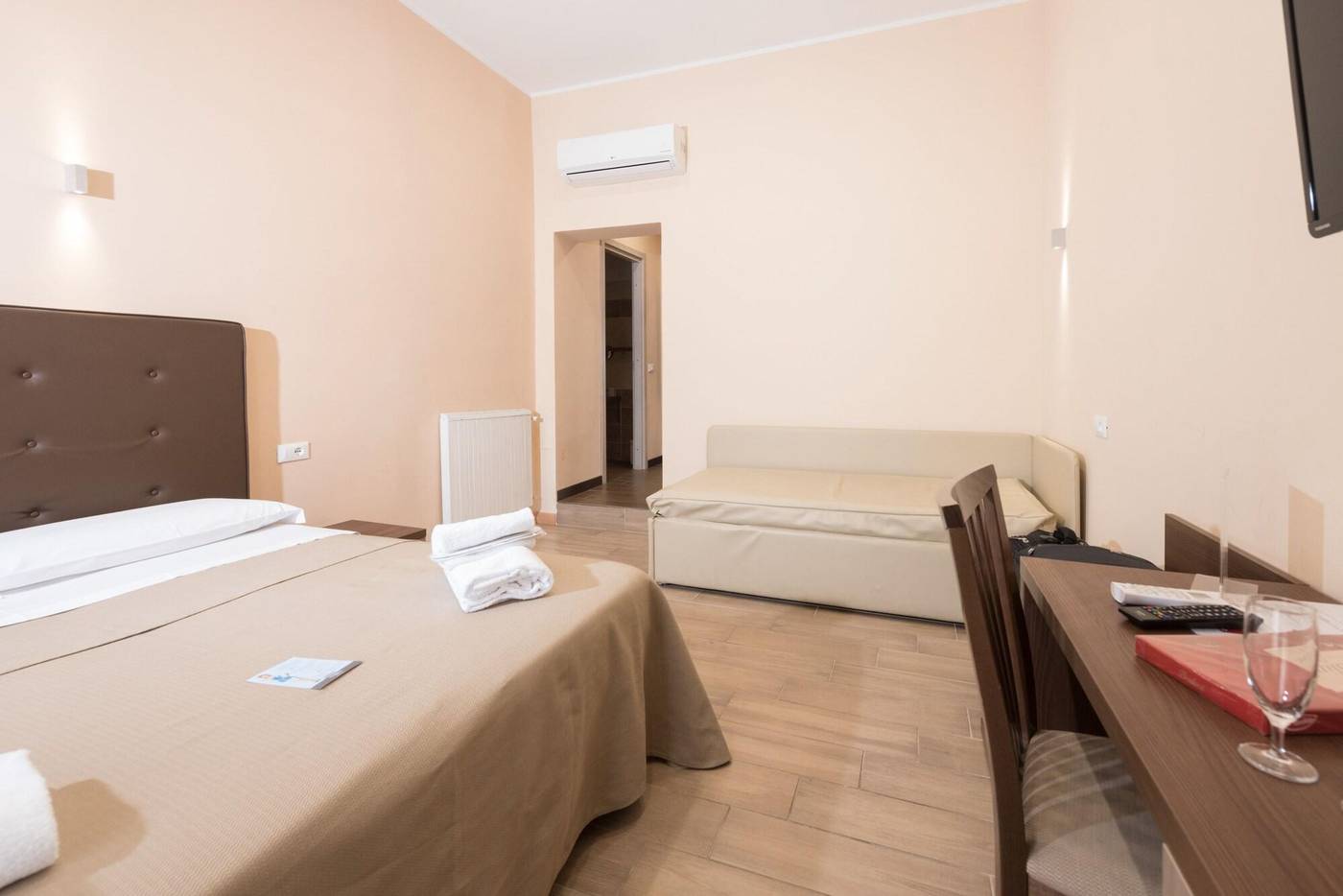 Trinity-Luxury-Rooms-Room-20