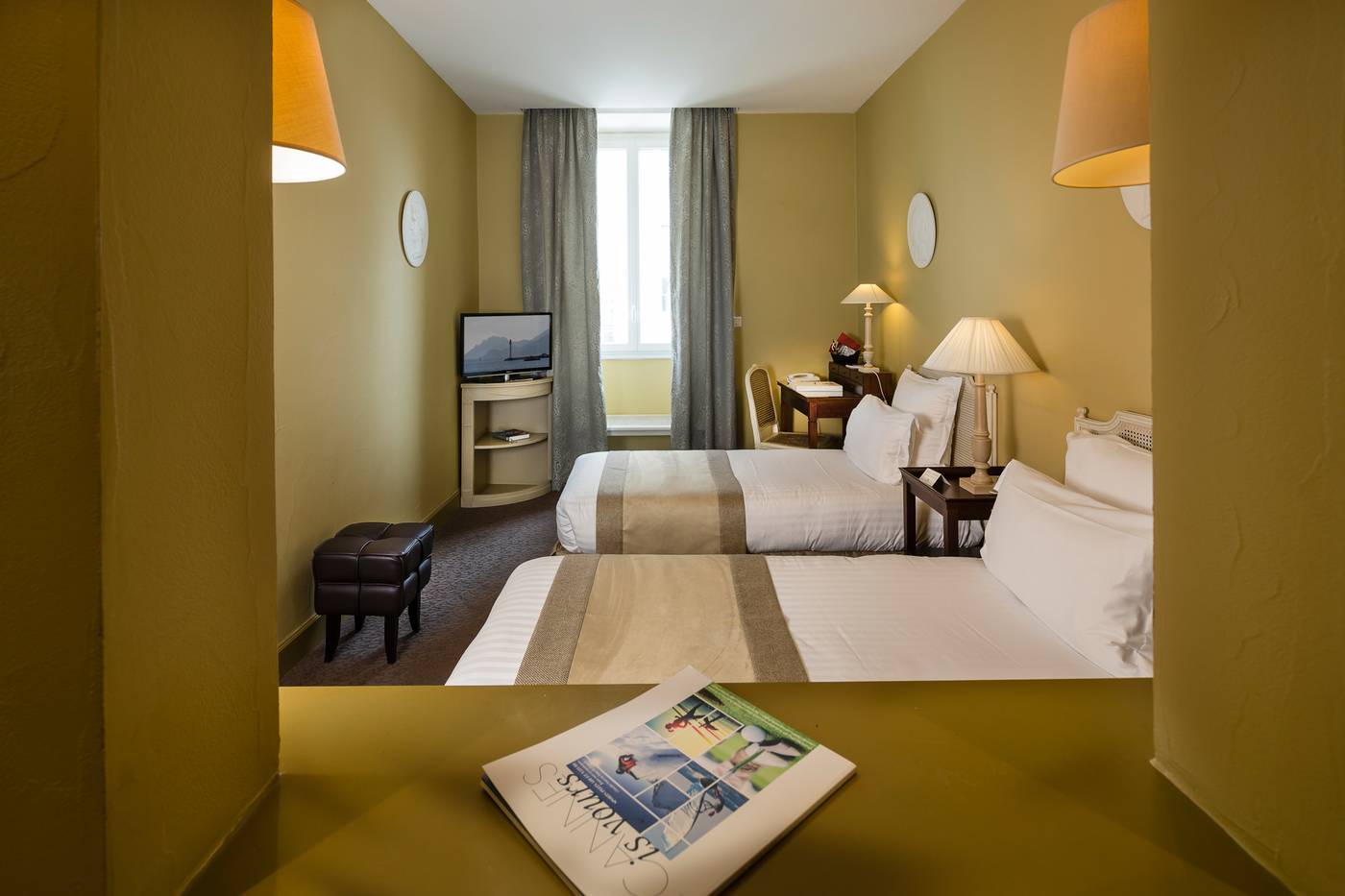 Le-Cavendish-Room-20