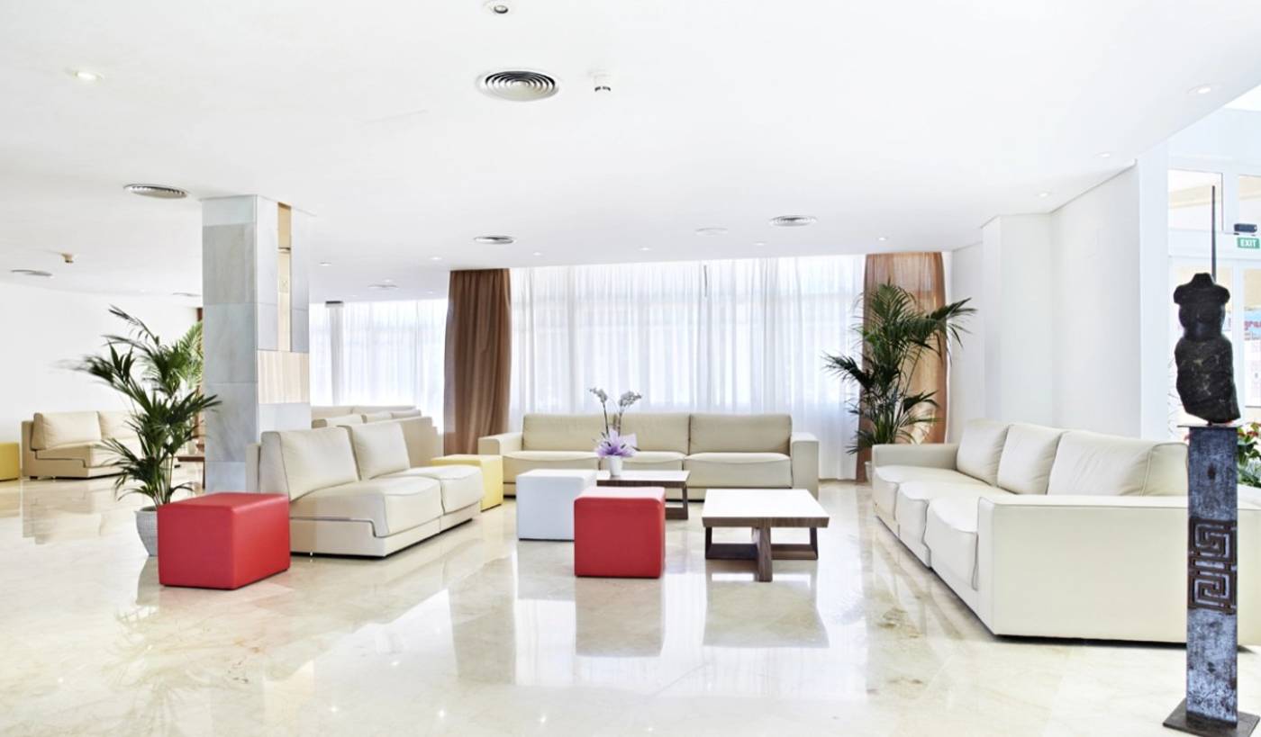 240.2.25 Port D'alcudia