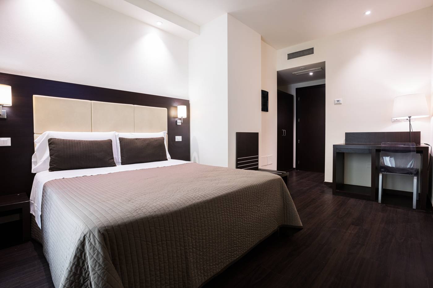 La Villa Resort-Italy-MONTECATINI-Room-8