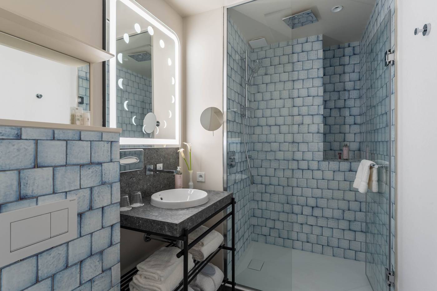 Astra-Opera-Astotel-Room-43