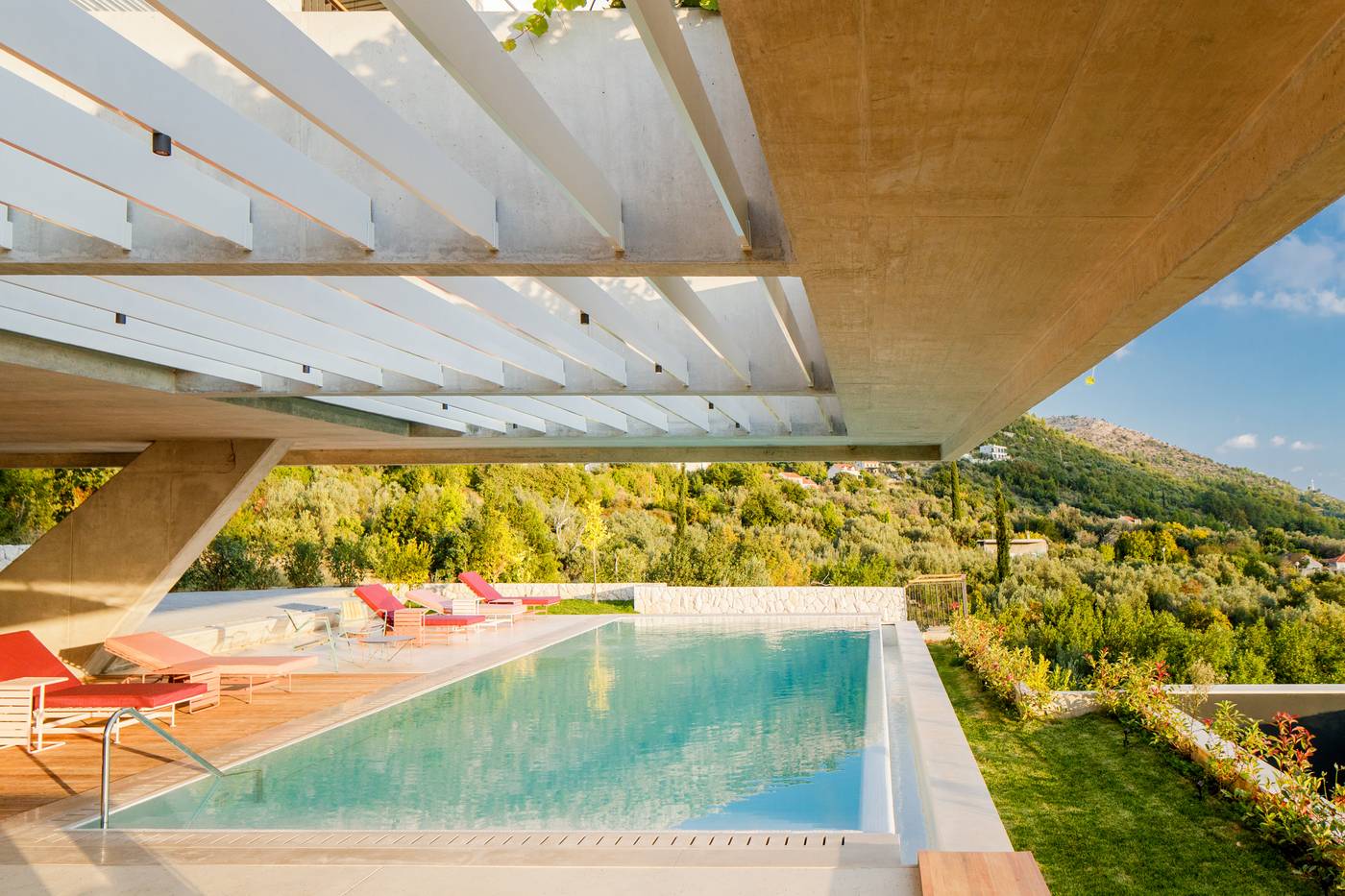 Hotel-Osmolis-Pool-2