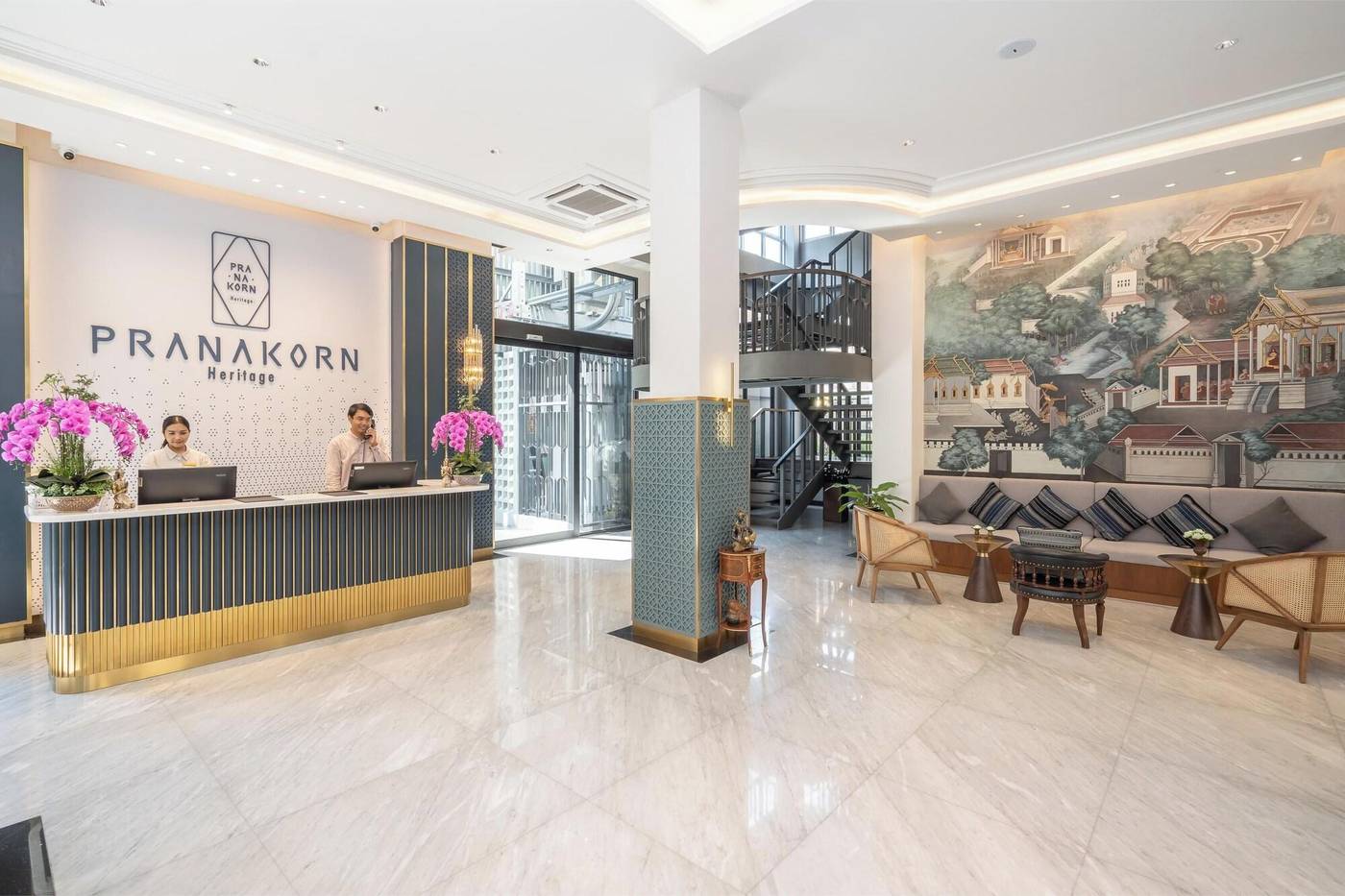 Pranakorn-Heritage-Hotel-Lobby-24