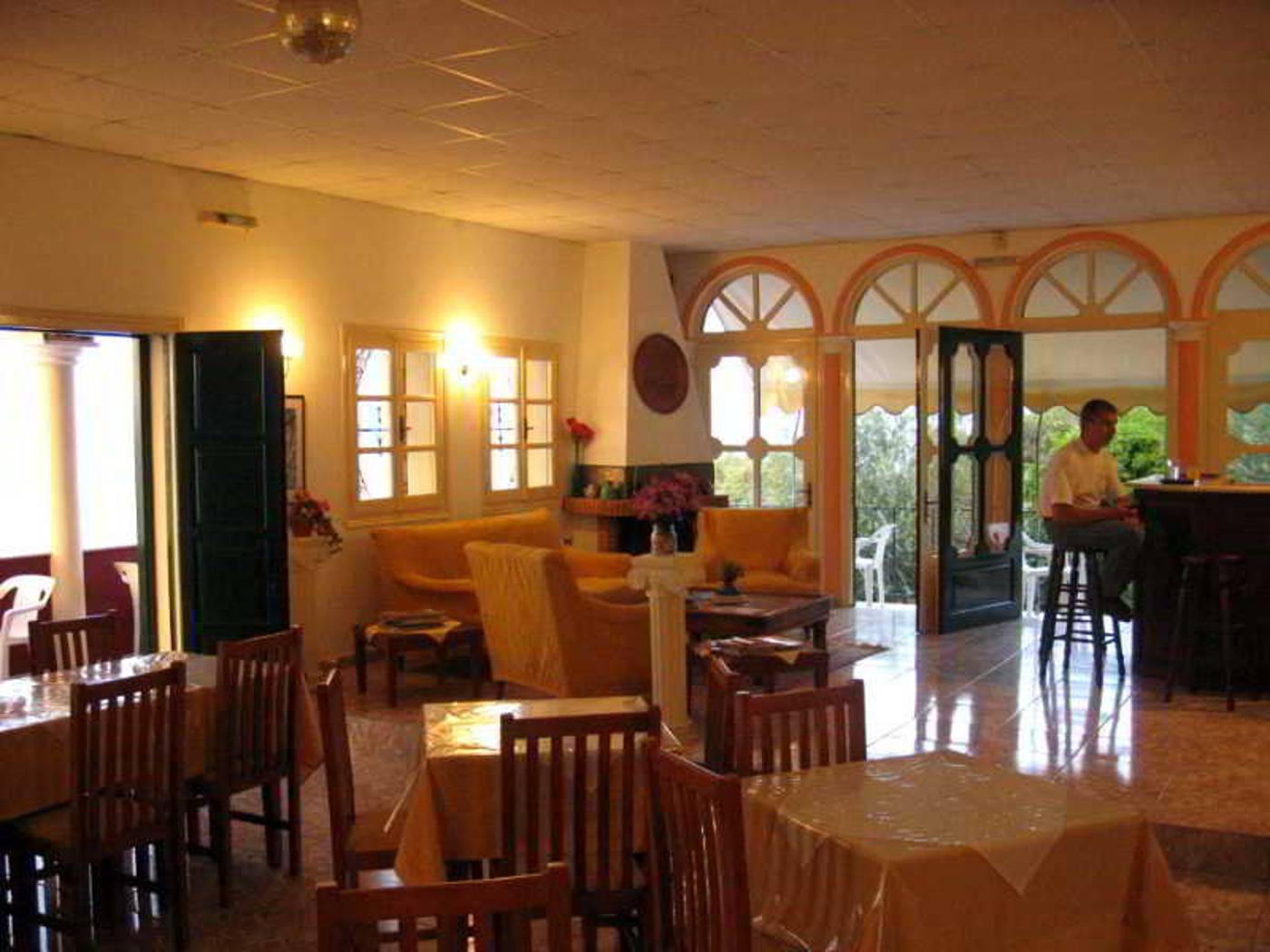 Apraos-Bay-Hotel-Lobby-27