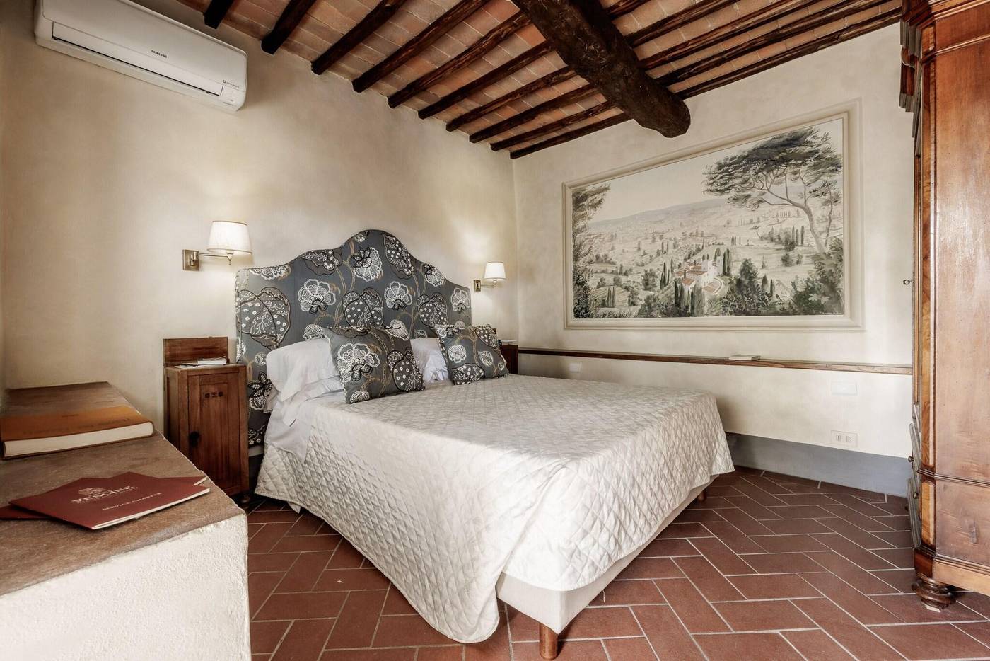 Il-Borgo-Di-Vescine-Terrace-21