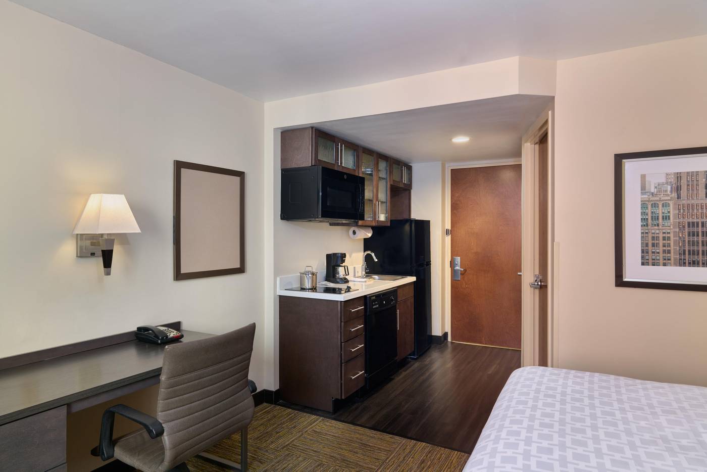 Candlewood-Suites-New-York-City--Times-Square-Room-18