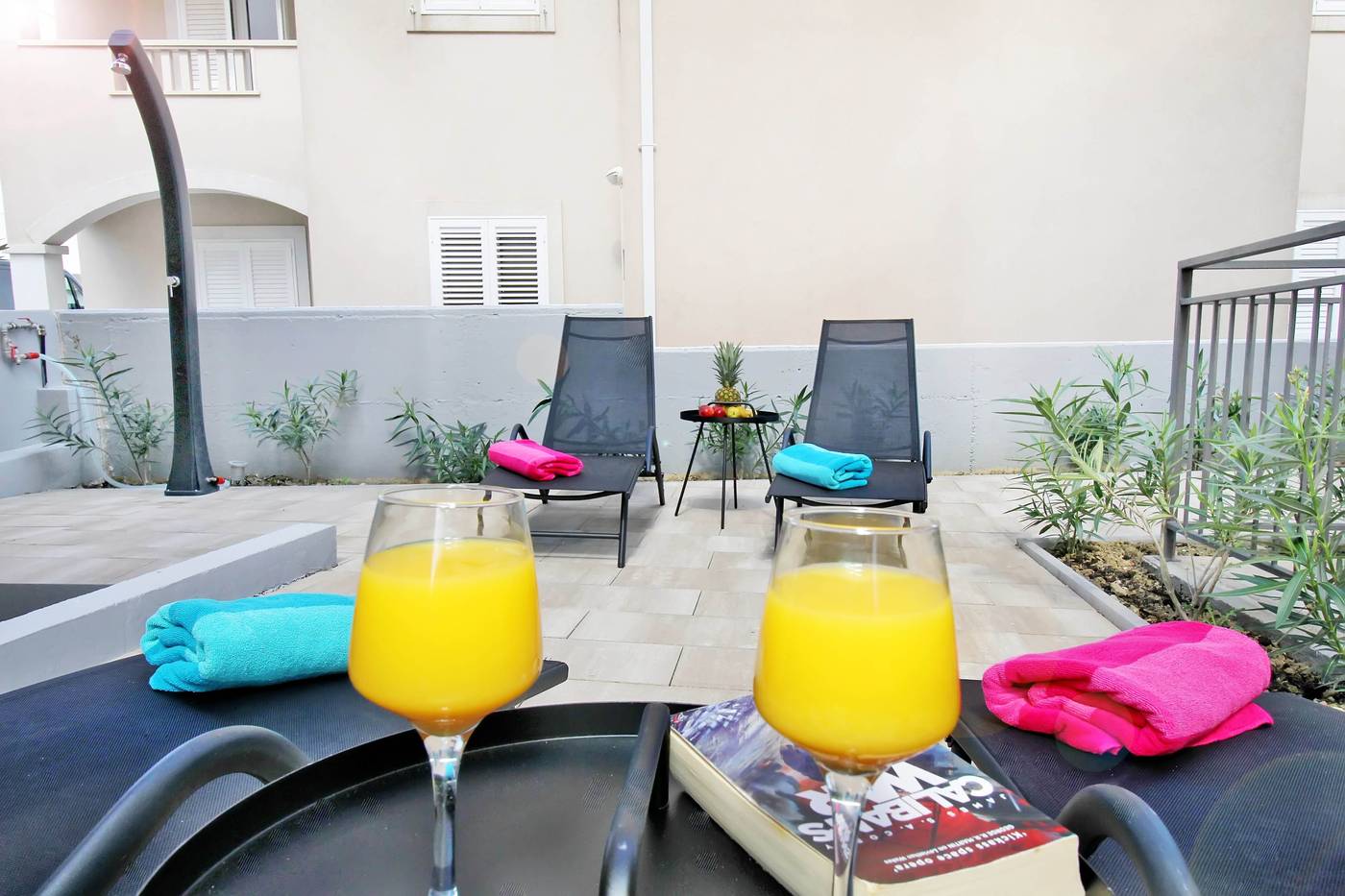 Bacan-Family-Apartments-Room-4