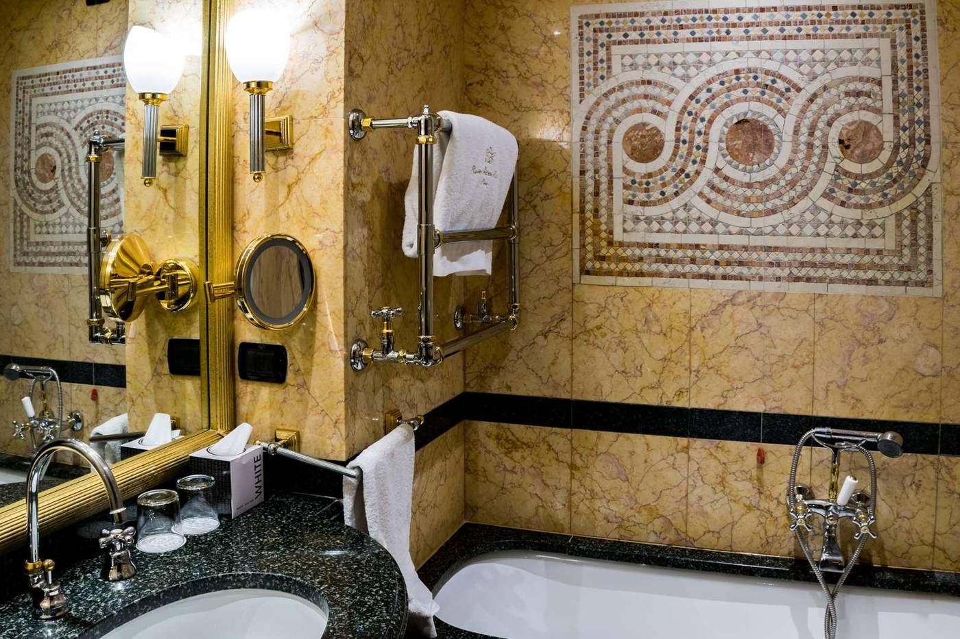 River-Chateau-Room-47