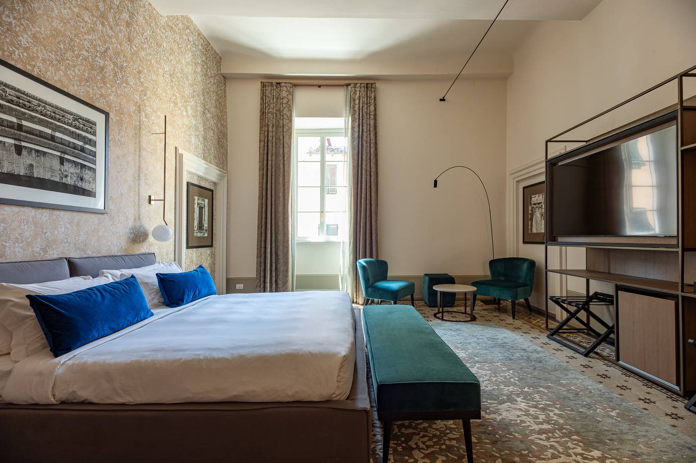 Grand-Universe-La-Residenza-Room-15