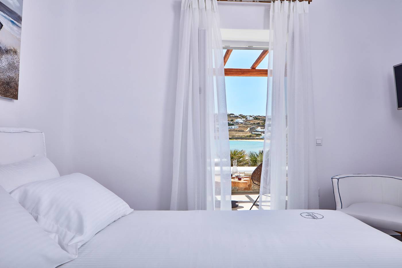 Mykonos-Waves-Room-13
