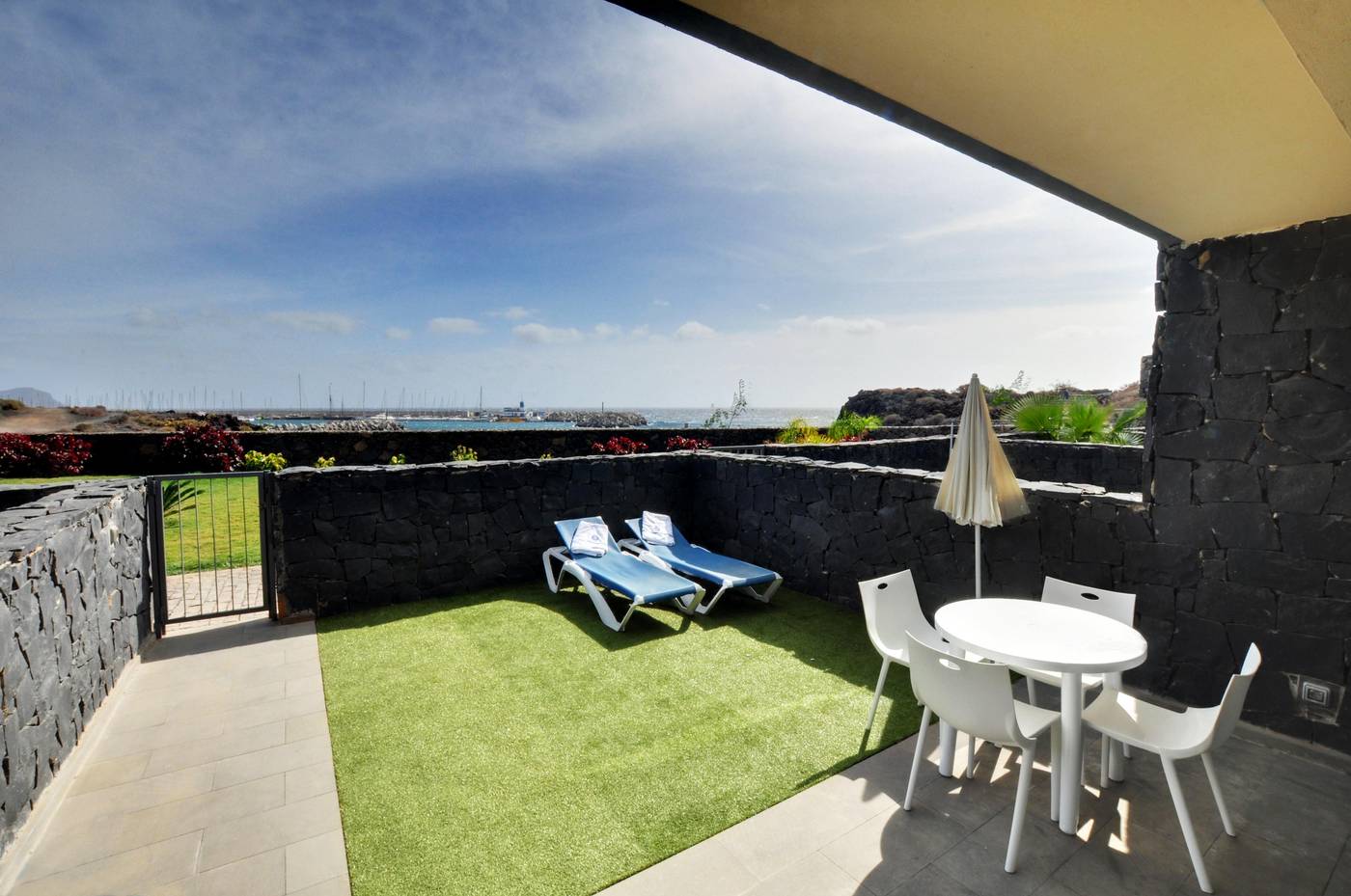 Sun-Bay-Villas-Terrace-33