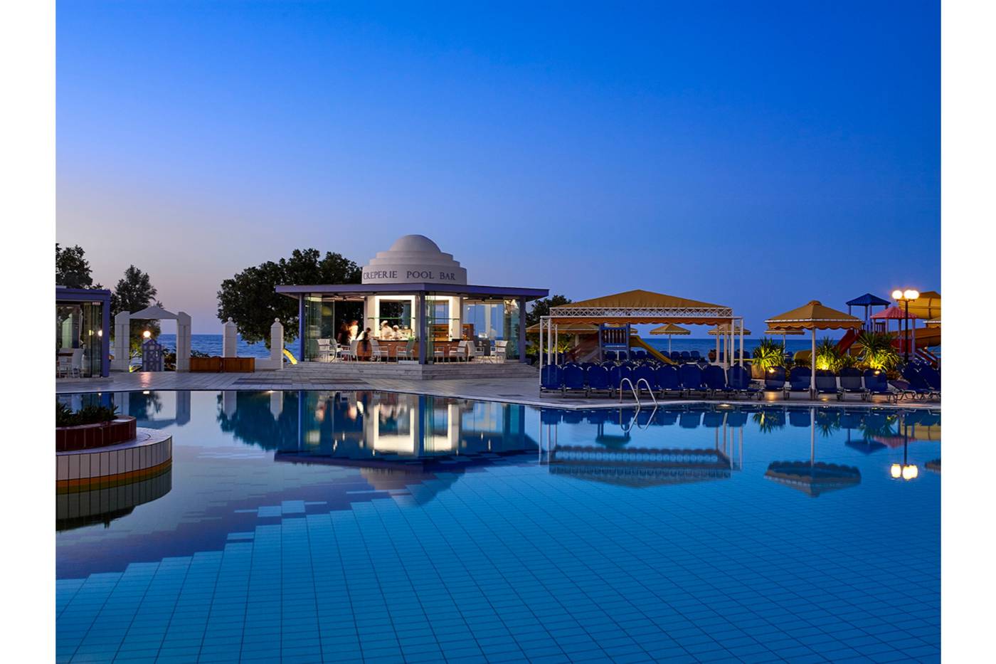 Serita-Beach-Hotel-Pool-8