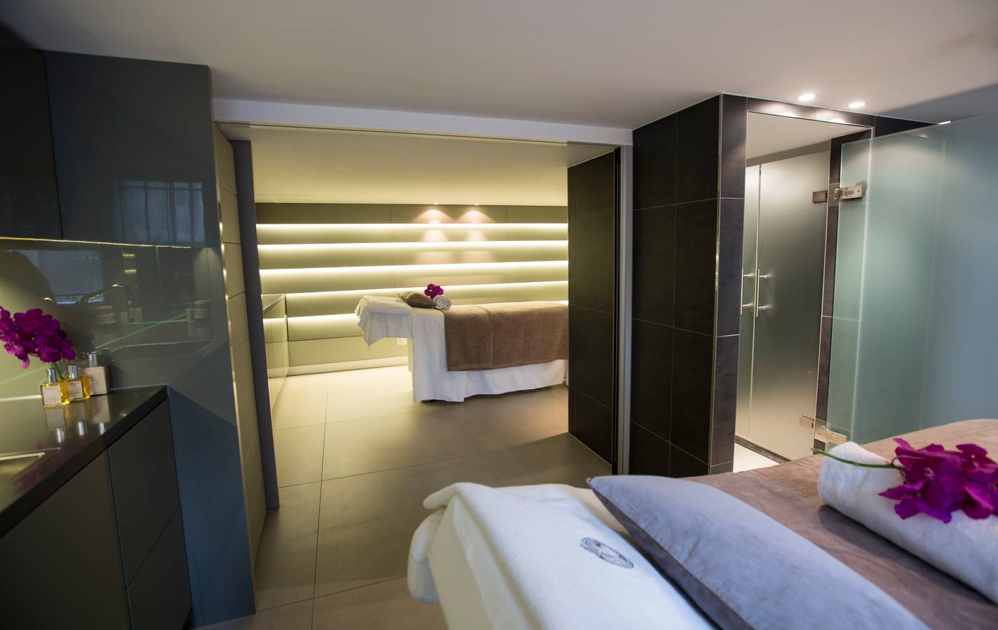 De-LEurope-Amsterdam-The-Leading-Hotels-of-the-World-Pool-69