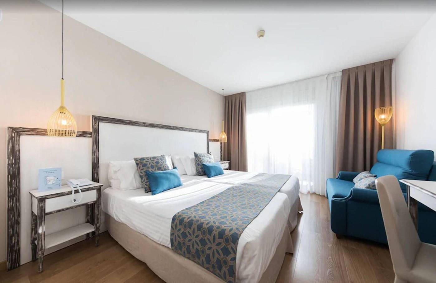 Park-Hotel-San-Jorge-Room-7