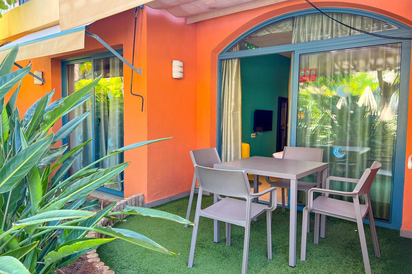 Cordial-Mogan-Valle-Room-51