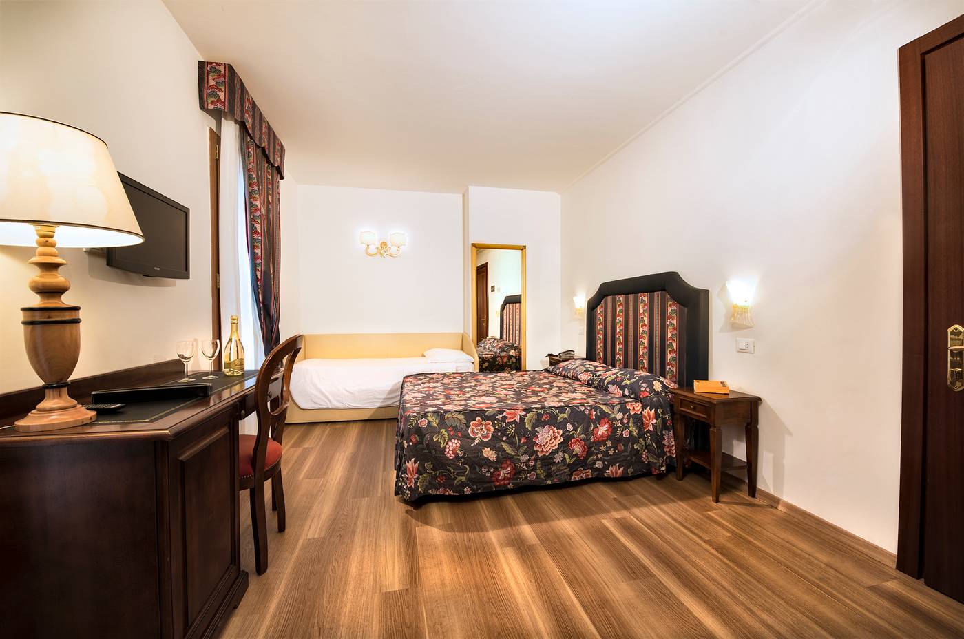 Hotel-Giardinetto-Venezia-Room-3