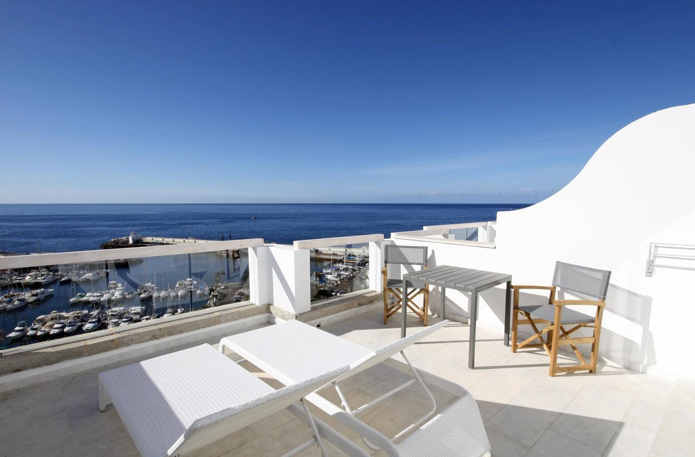 Marina-Bayview---Adults-Only-Room-63