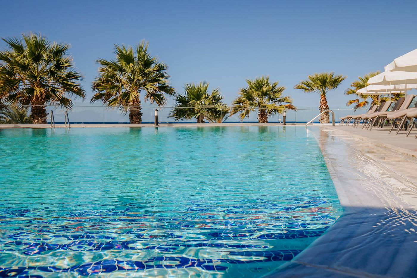 Louis-Paphos-Breeze-Pool-10