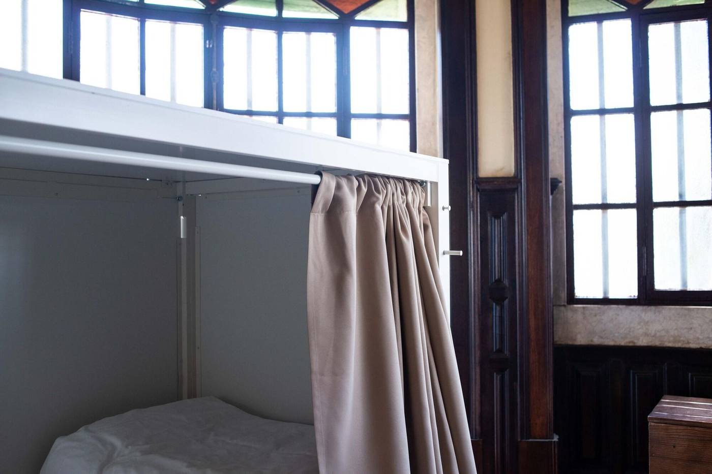 Sant-Jordi-Hostels-Lisbon-Room-51