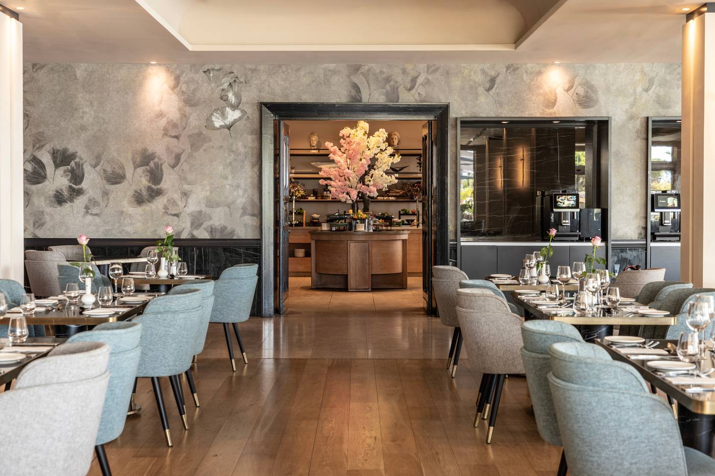 Royal-Apollonia-by-Louis-Hotels-Restaurant-63